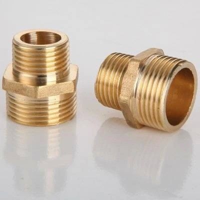 Serviço de micro-máquinação de brochagem de precisão de torno CNC para peças de latão de aço