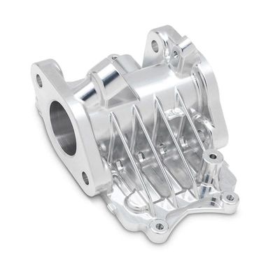 Partes de usinagem CNC de chapas metálicas com equipamento de perfuração e dentro de máquinas de torneamento CNC